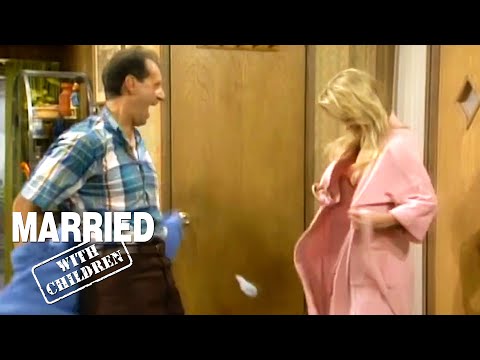 Kelly And Al Are Faking It! | Married With Children