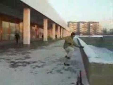 man gets kicked in face